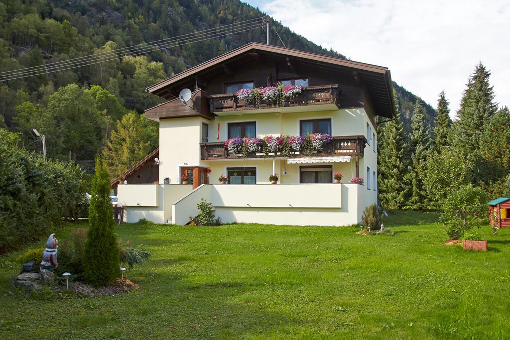 Appartements Romantica Langenfeld Exterior photo